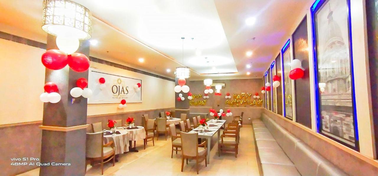Ojas Hotel & Resort Durgāpur Exterior photo